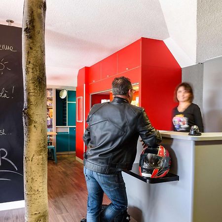 Hotelf1 Bretigny Sur Orge Екстер'єр фото